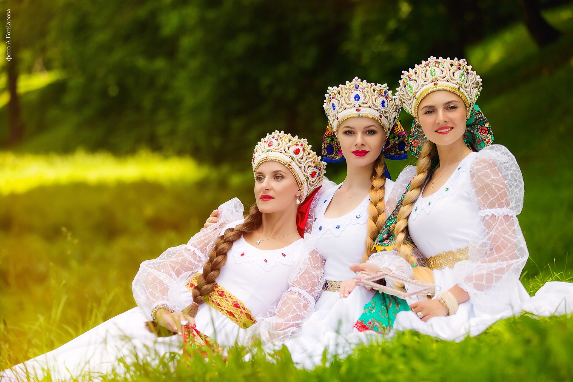Slavic women in Padang