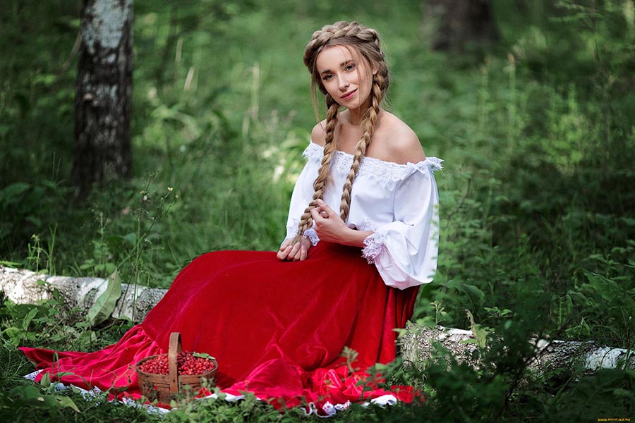 Sexy photo Slavic women in Padang