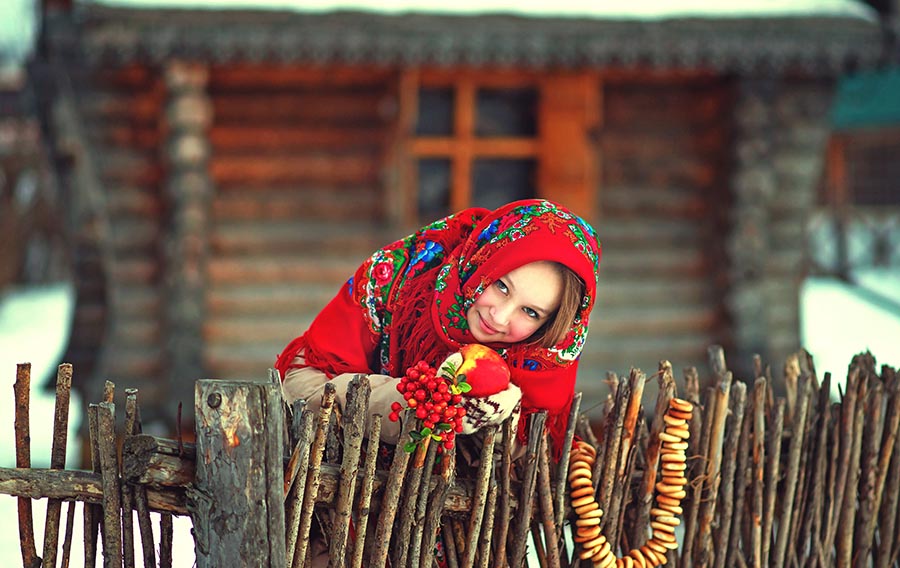 Sexy girl Women in Slavic costumes in Padang
